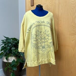 Oversized sweatshirt